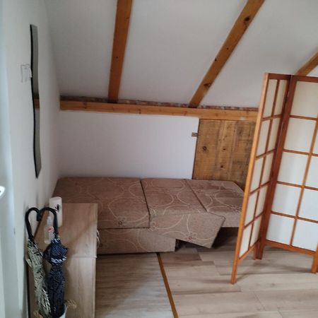 Apartmani Marija Zemun Zemun Polje ภายนอก รูปภาพ