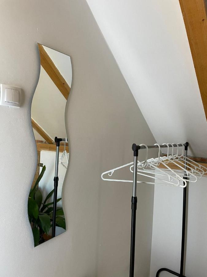 Apartmani Marija Zemun Zemun Polje ภายนอก รูปภาพ